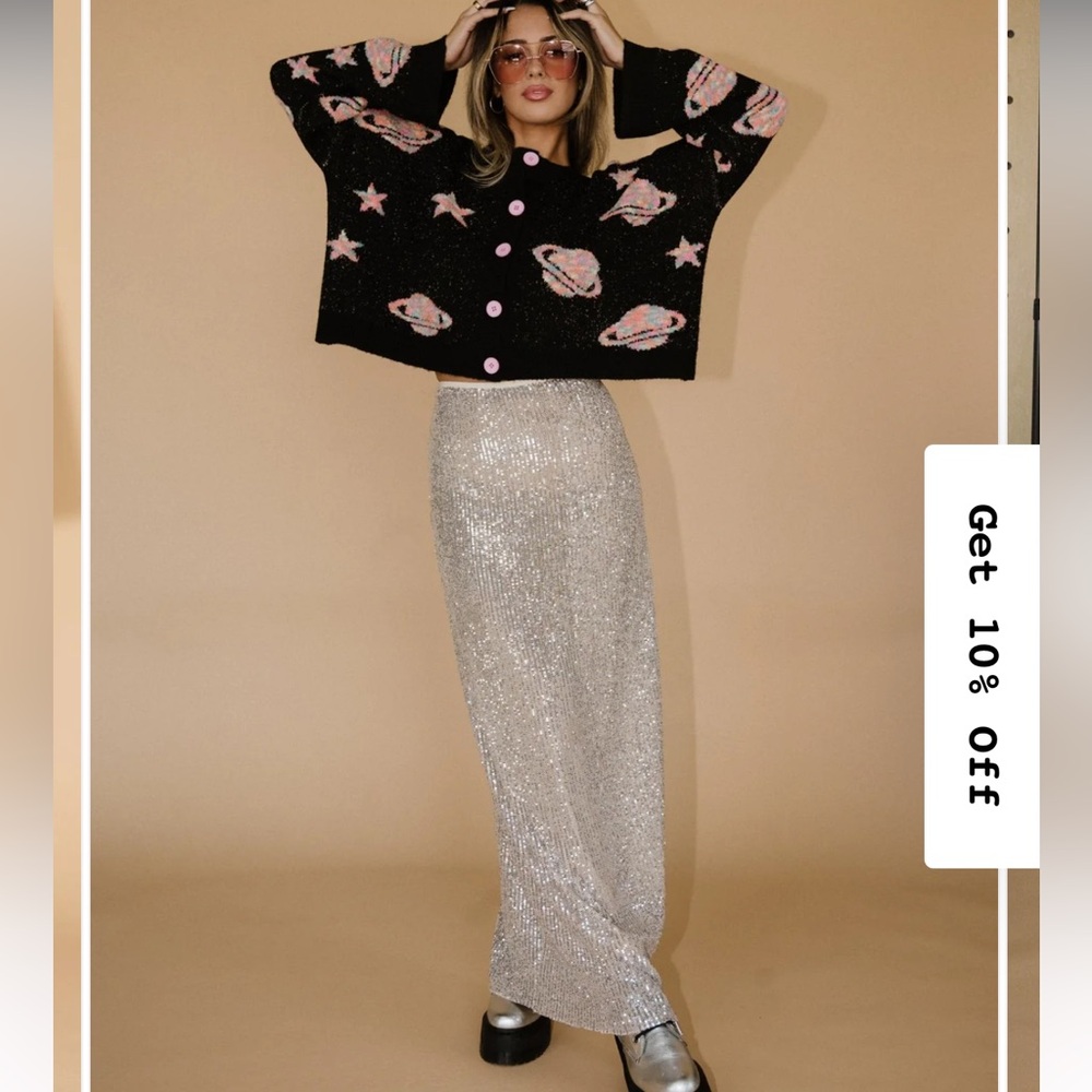 Dressed in LALA Saturn Sequin Skirt - Picture 2 of 9